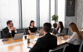 Imagem para ilustrar texto de blog sobre profissional de RH.