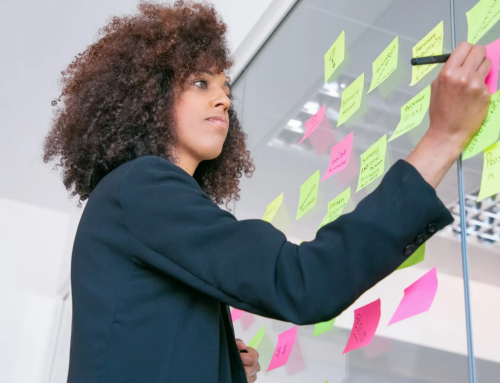 Estratégias de Reskilling e Upskilling para um Futuro de Trabalho Incerto